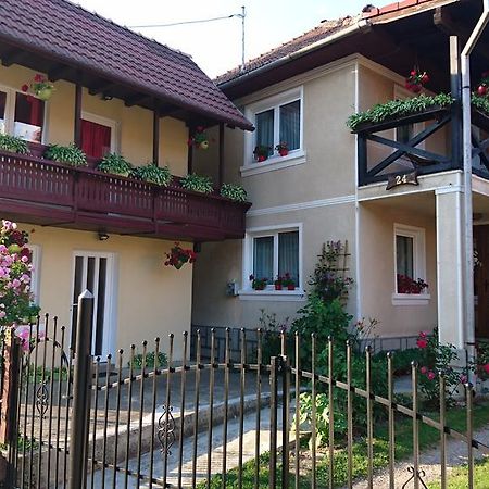 Gasthaus Casa Georgeta Bran  Exterior foto